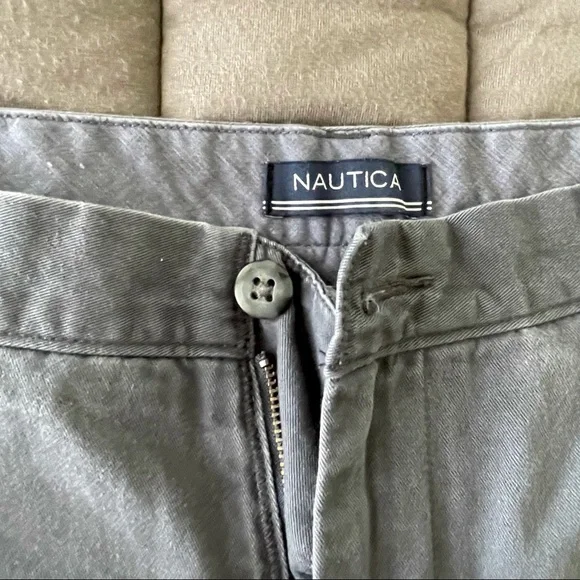Men’s Nautica shorts - Picture 2 of 7